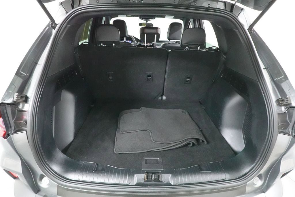 Certified 2025 Ford Escape ST-Line FWD image 25