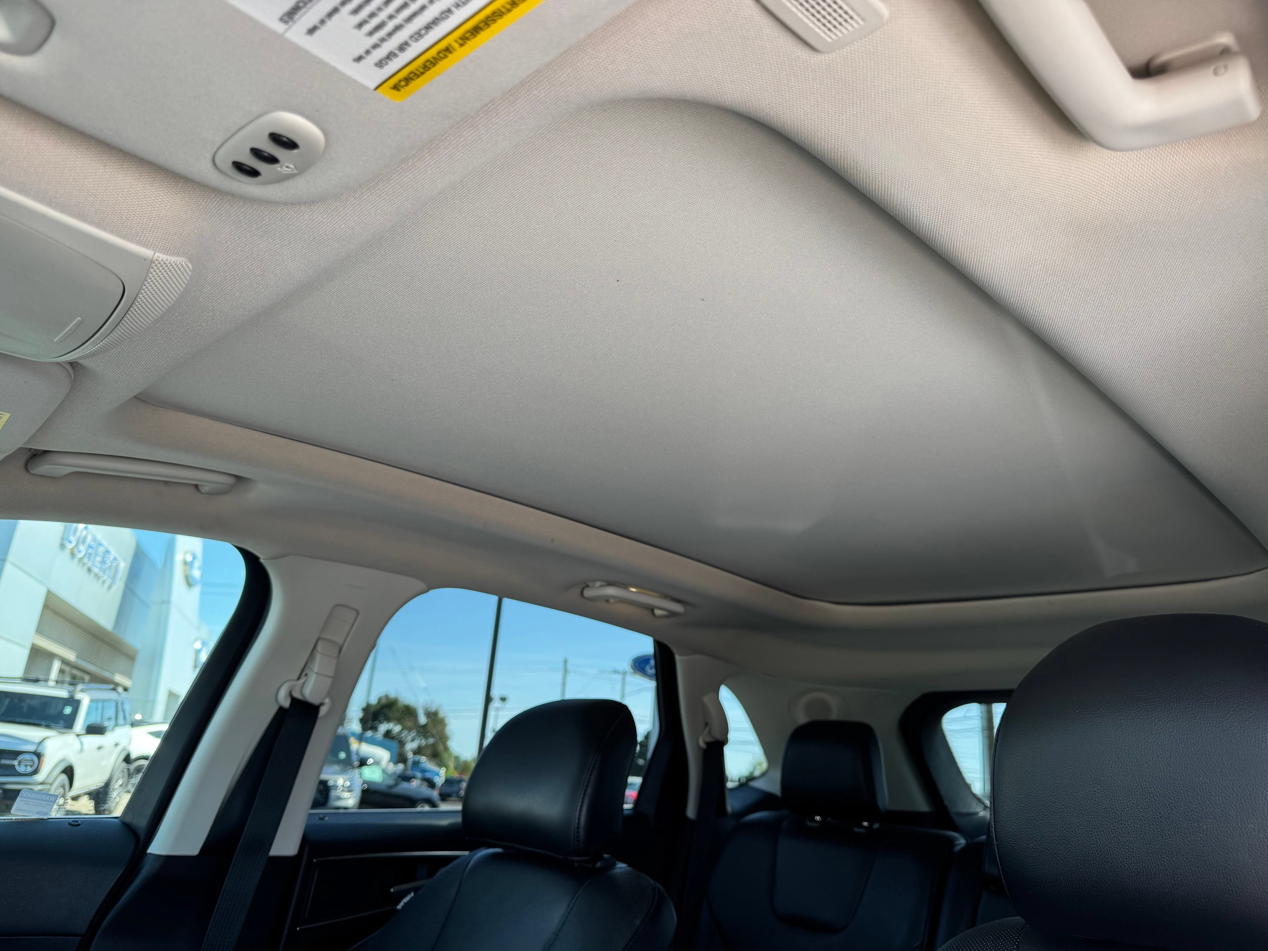 Certified 2019 Ford Edge Titanium w/ Equipment Group 301A AWD/4WD image 35