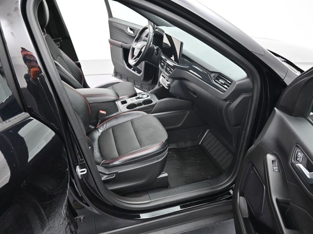 Certified 2023 Ford Escape ST-Line w/ Tech Pack #1 image 50