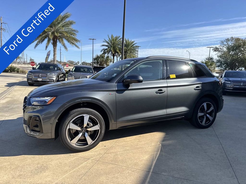 Used 2023 Audi Q5 2.0T Prestige w/ Prestige Package image 4