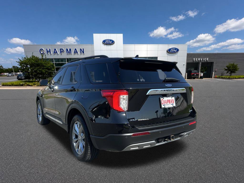 Certified 2023 Ford Explorer XLT w/ Equipment Group 202A AWD/4WD image 3