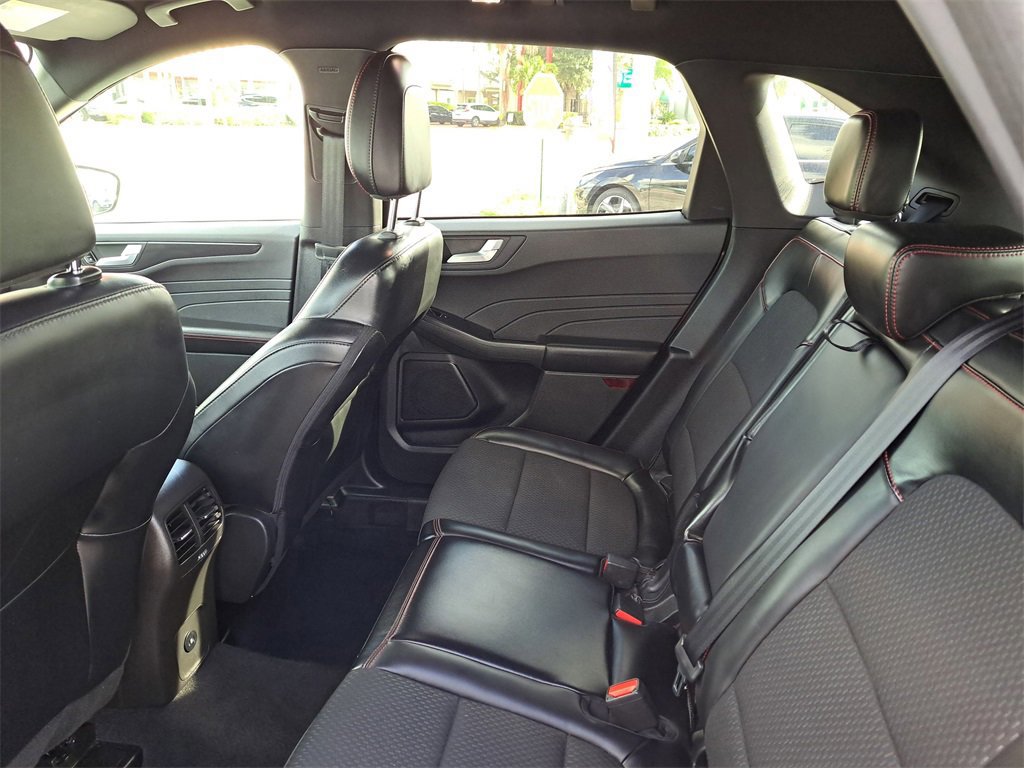 Certified 2023 Ford Escape ST-Line w/ Tech Pack #1 image 6