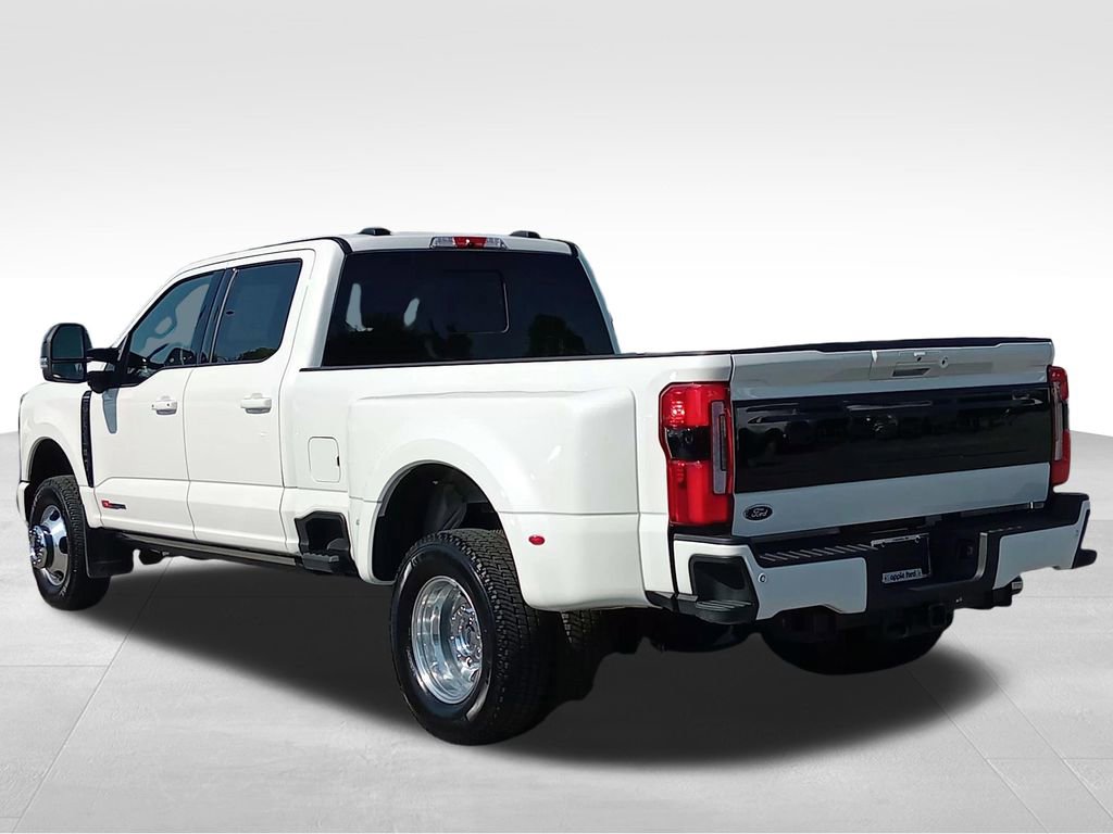 Certified 2025 Ford F350 Platinum AWD/4WD image 8