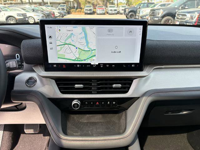 Certified 2025 Ford Explorer Active w/ Active Comfort Package image 18