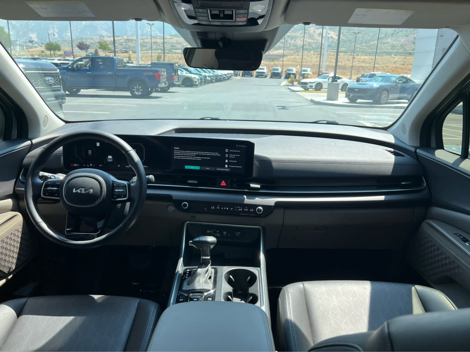 Used 2025 Kia Carnival SX FWD image 23
