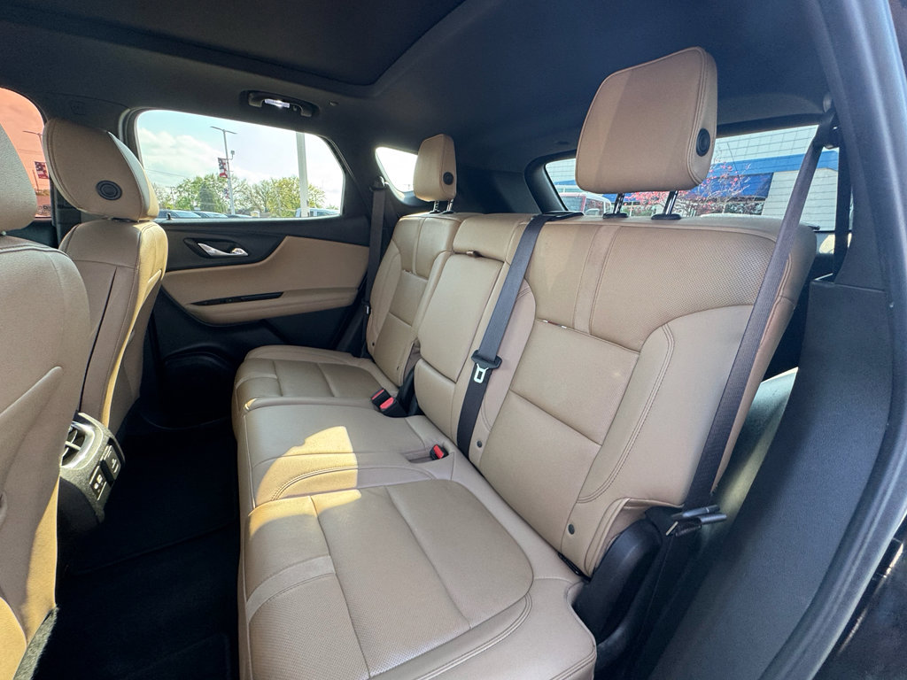 Used 2019 Chevrolet Blazer Premier w/ Sun and Wheels Package FWD image 21