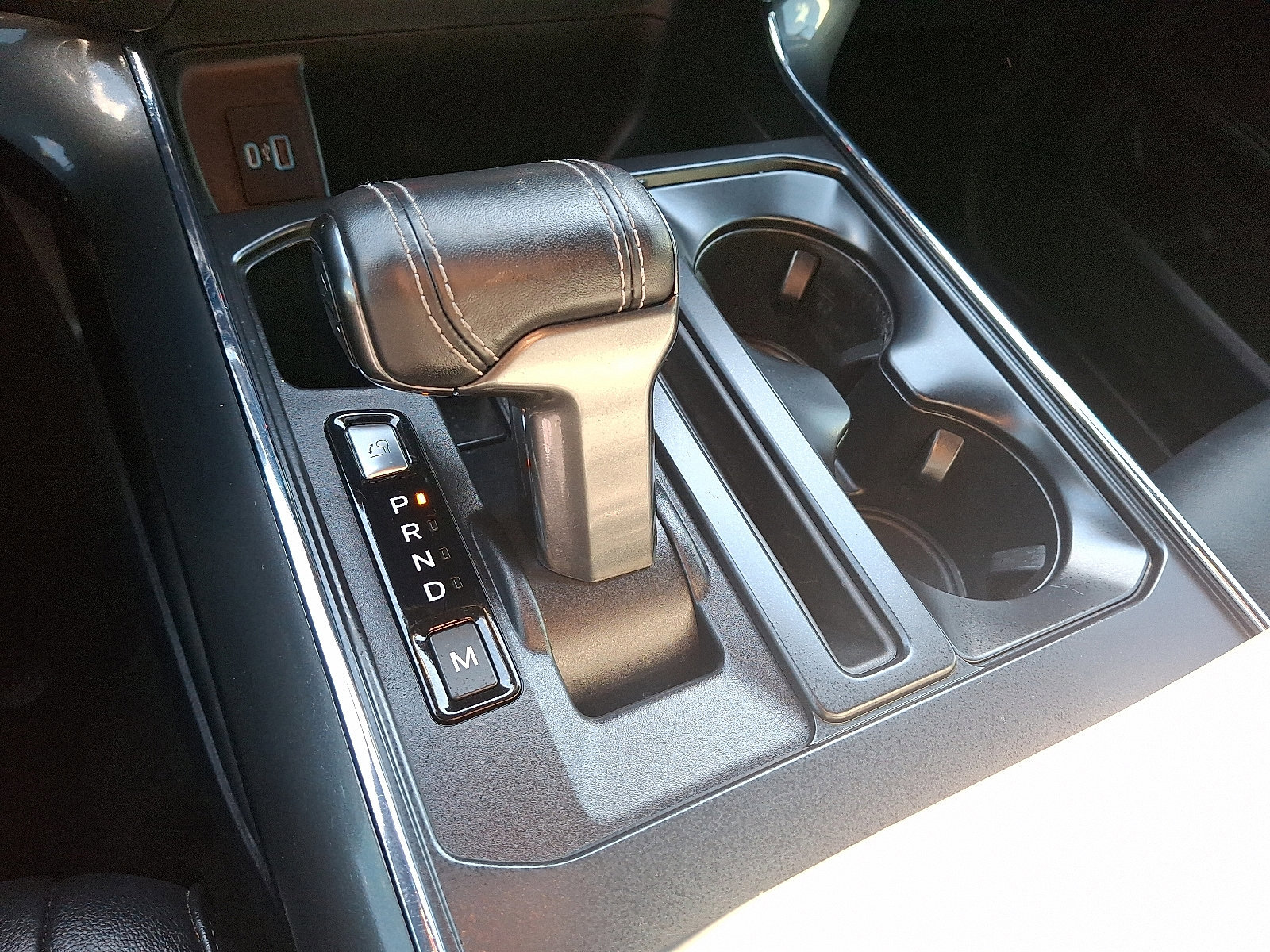 Certified 2022 Ford F150 XLT w/ Equipment Group 302A High image 14