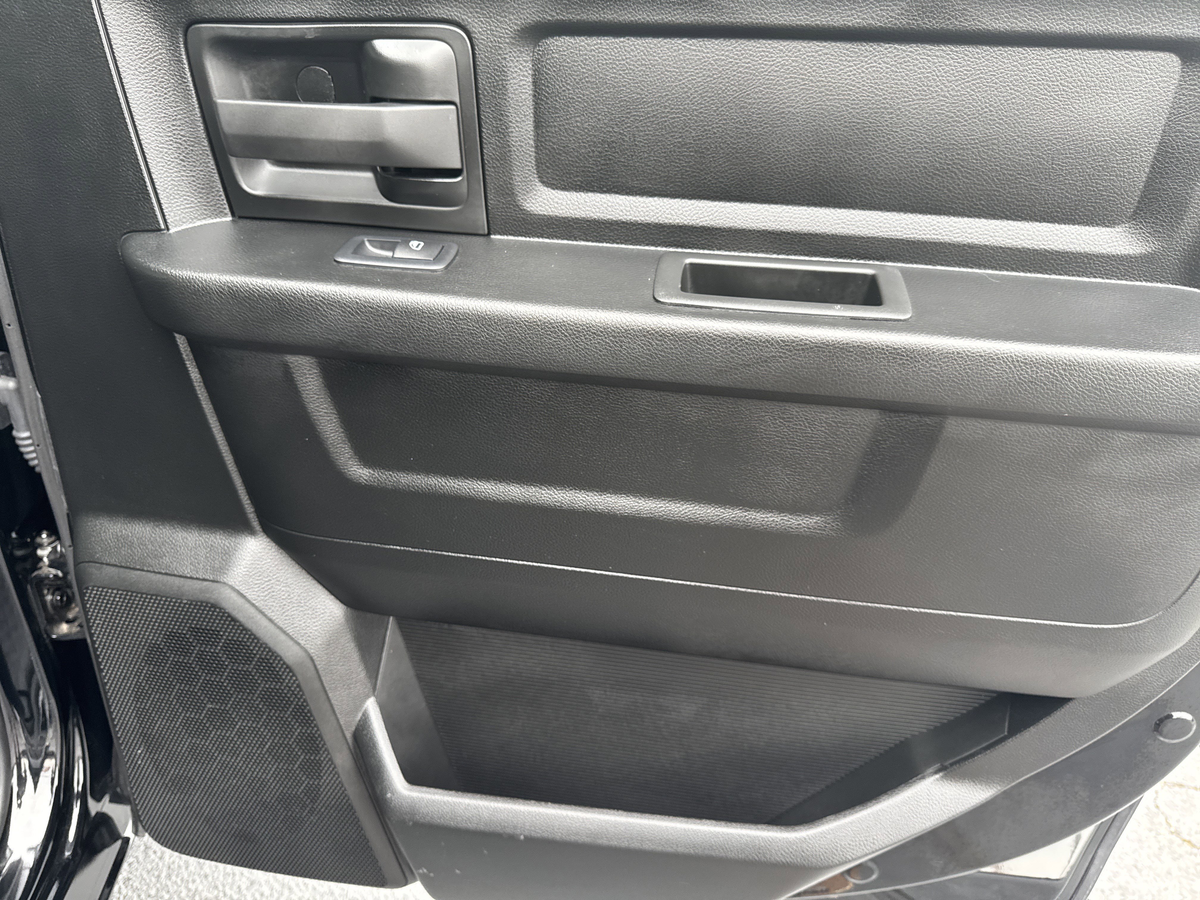 Used 2024 RAM 1500 Tradesman w/ Tradesman SXT Package image 16