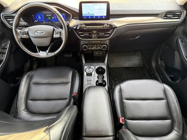 Certified 2022 Ford Escape Titanium FWD image 12