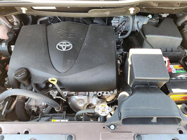 Used 2020 Toyota Sienna XLE Premium FWD image 32