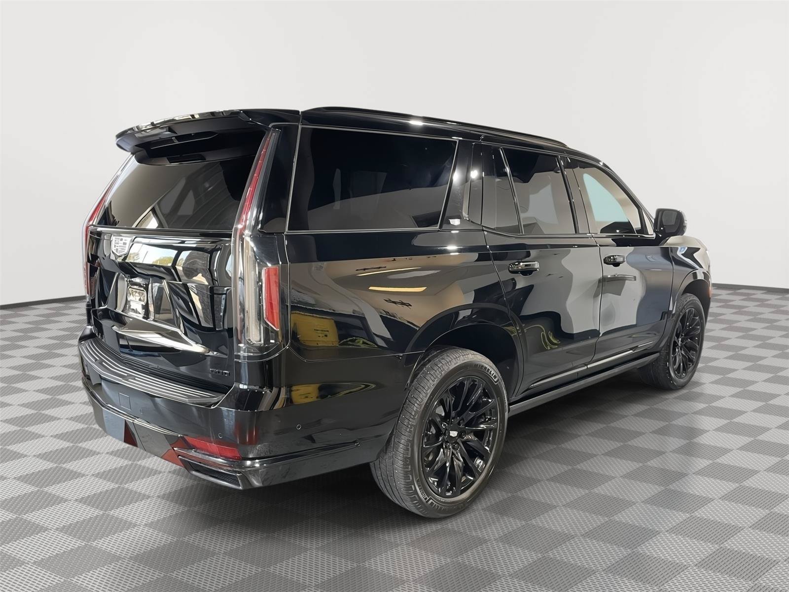 Used 2022 Cadillac Escalade Sport Platinum w/ LPO, ONYX Package AWD/4WD image 6