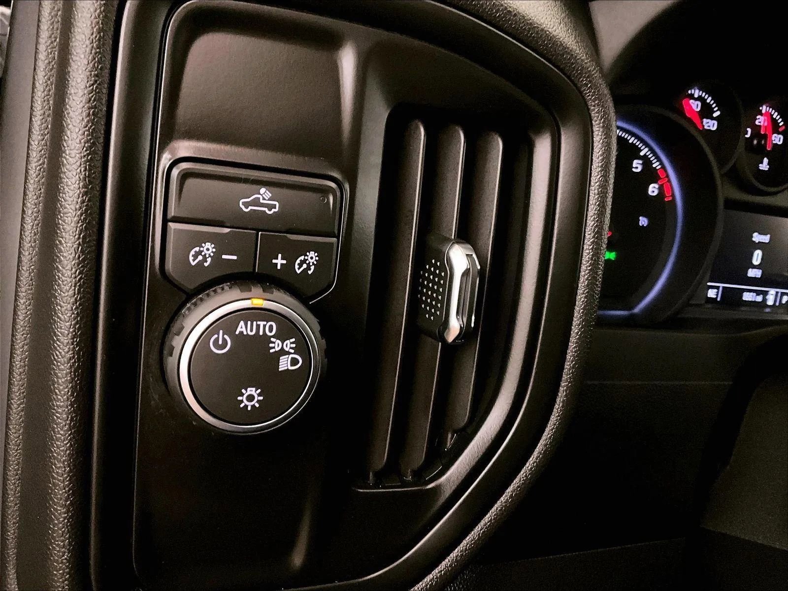 Used 2026 Chevrolet Silverado 1500 W/T w/ WT Convenience Package image 28