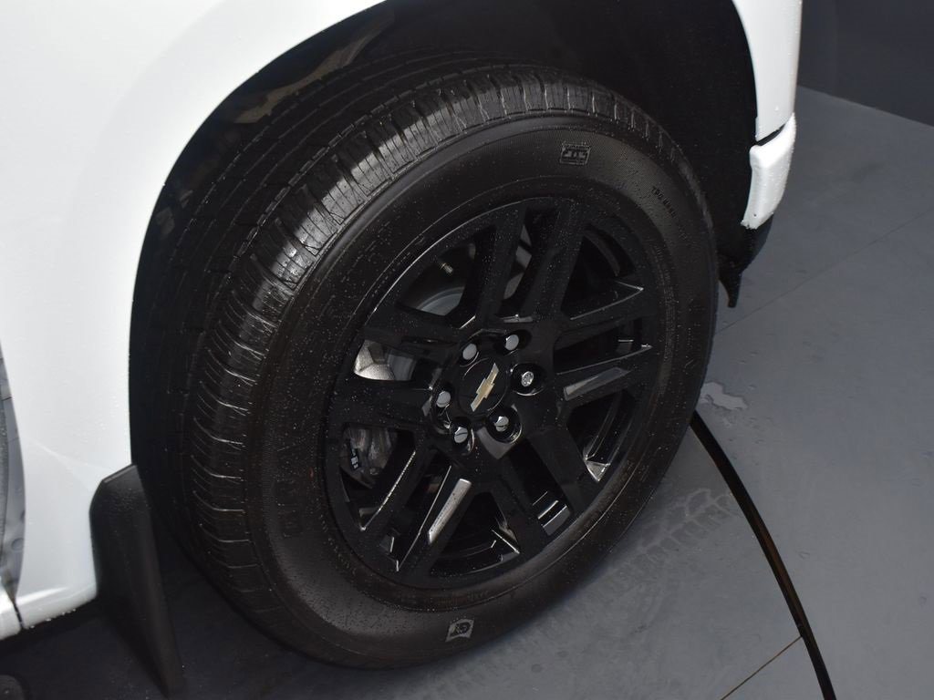 Used 2021 Chevrolet Silverado 1500 Custom image 15