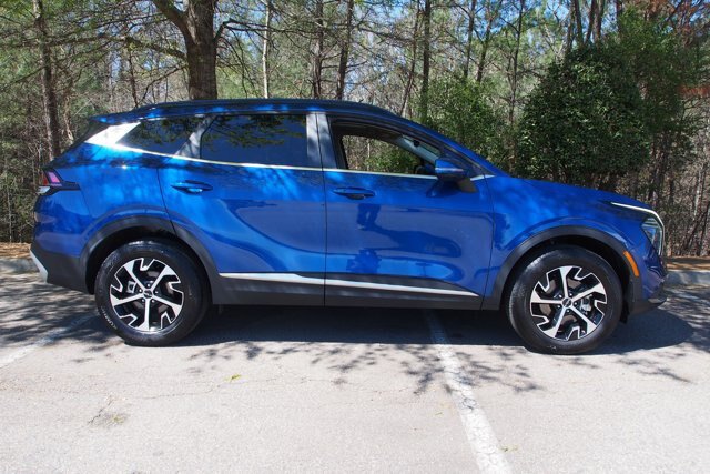 Used 2025 Kia Sportage EX w/ Premium Package AWD/4WD image 8