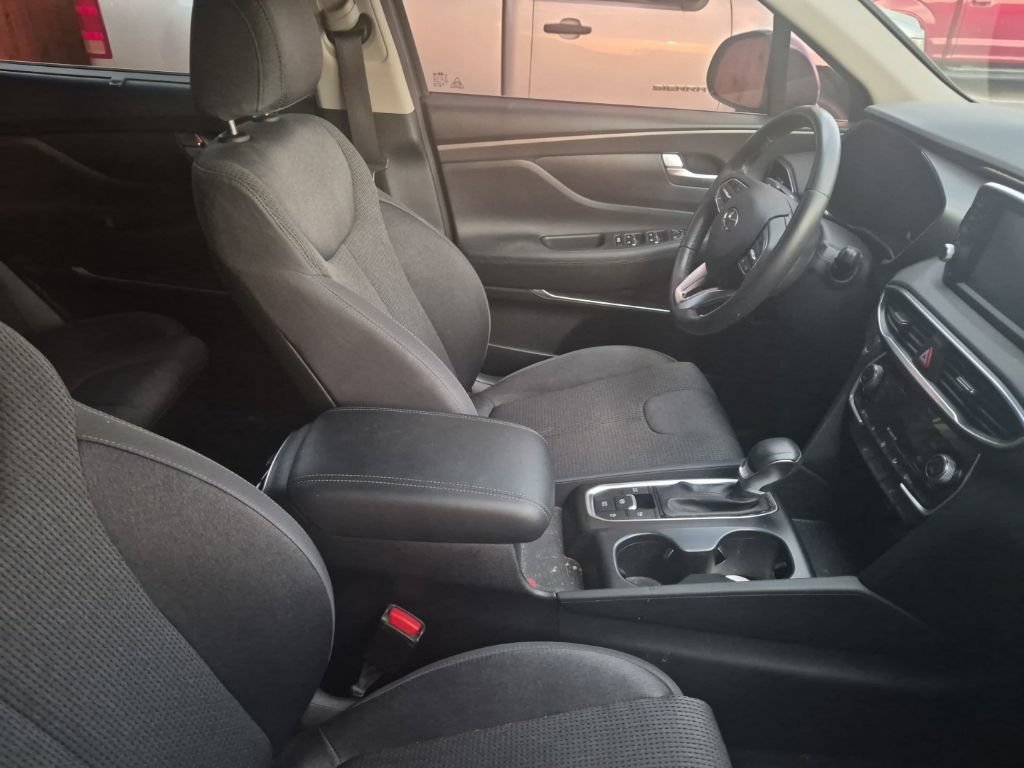 Used 2019 Hyundai Santa Fe SEL FWD image 21