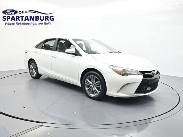 Used 2017 Toyota Camry SE FWD image 1