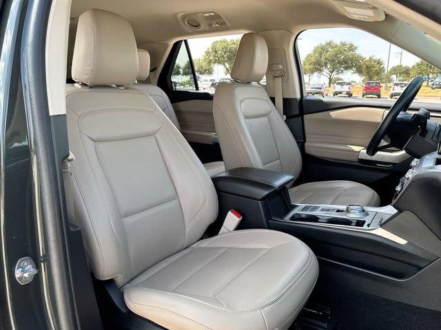 Certified 2023 Ford Explorer XLT w/ Equipment Group 202A RWD image 25