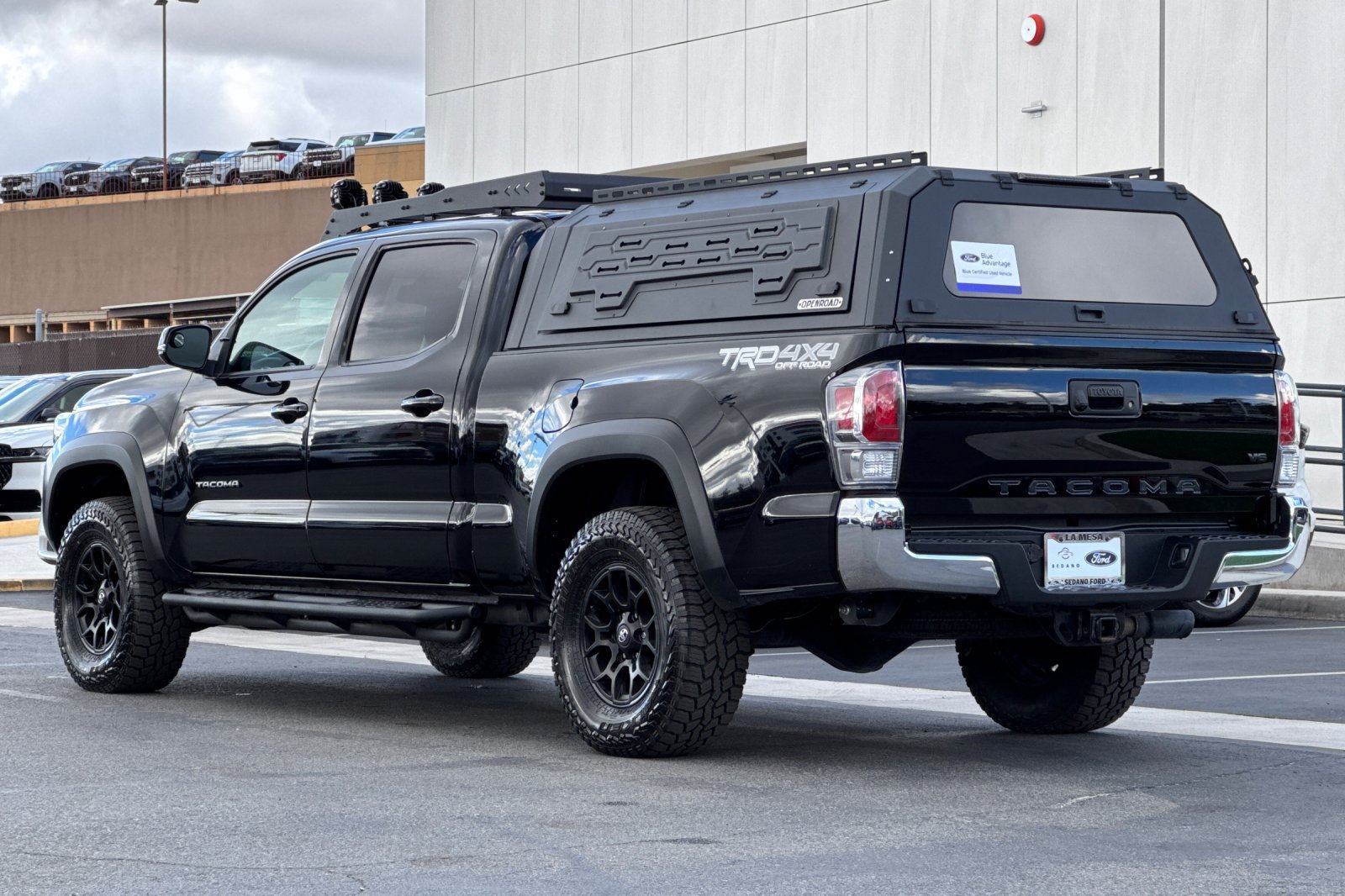 Used 2023 Toyota Tacoma TRD Off-Road w/ Black Out Package (TMS) AWD/4WD image 5