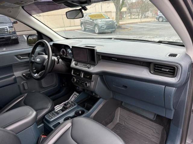 Certified 2024 Ford Maverick Lariat w/ Black Appearance Package image 21