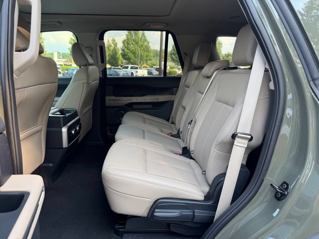 Certified 2024 Ford Expedition XLT AWD/4WD image 20