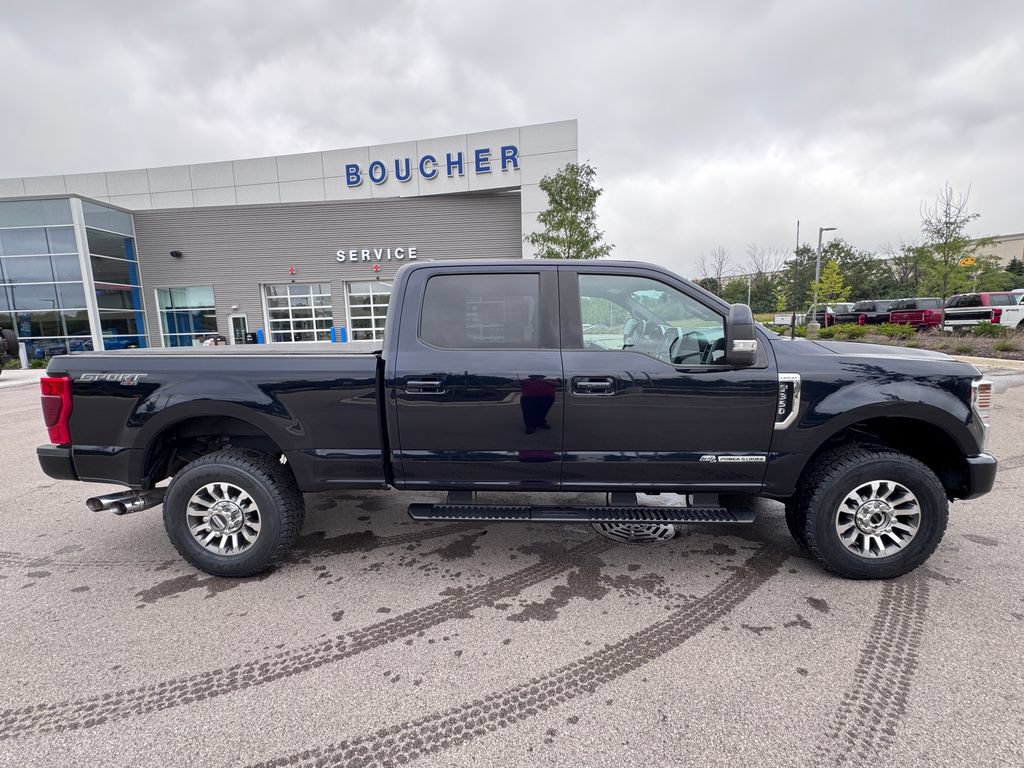 Certified 2022 Ford F350 Lariat w/ Lariat Ultimate Package AWD/4WD image 4