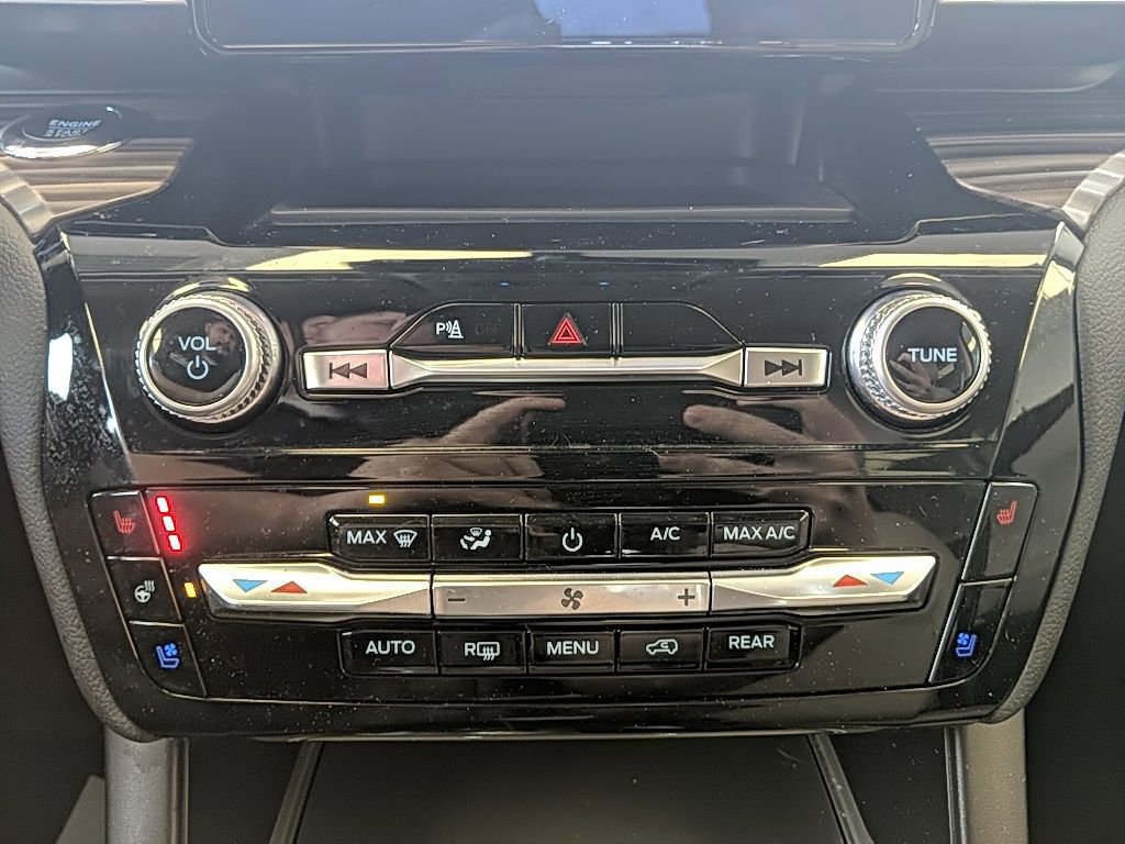 Certified 2023 Ford Explorer Limited w/ Equipment Group 301A image 22