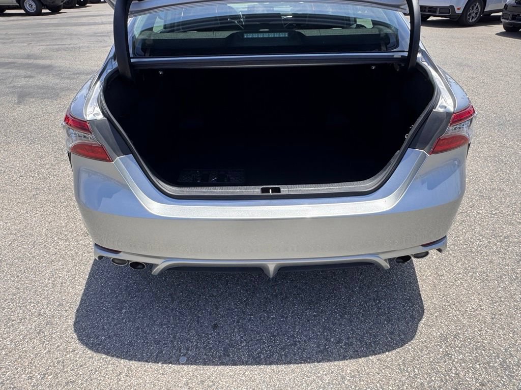 Used 2023 Toyota Camry XSE FWD image 13
