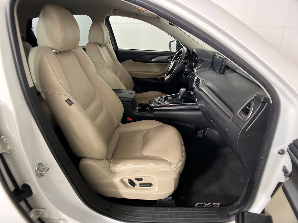 Used 2019 MAZDA CX-9 Touring image 11