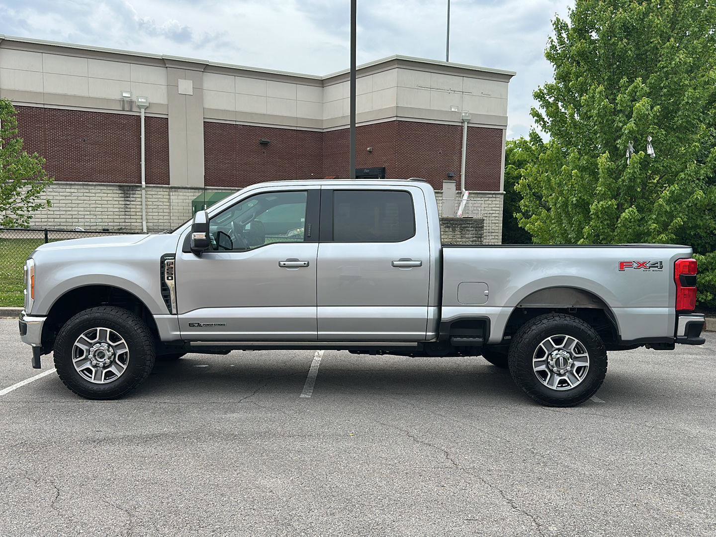 Certified 2023 Ford F250 Lariat AWD/4WD image 2