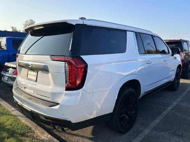 Used 2023 GMC Yukon XL Denali w/ LPO, Floor Liner Package AWD/4WD image 3