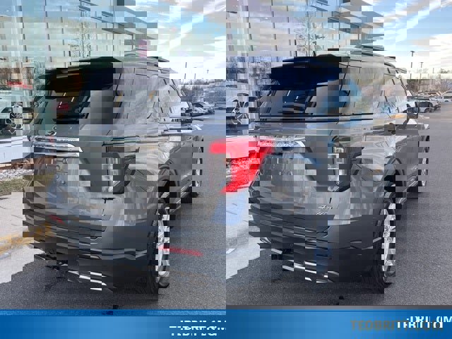 Certified 2023 Ford Explorer XLT w/ Equipment Group 202A image 5