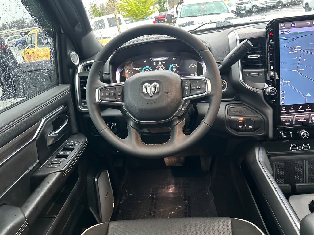 Used 2025 RAM 3500 Laramie AWD/4WD image 9