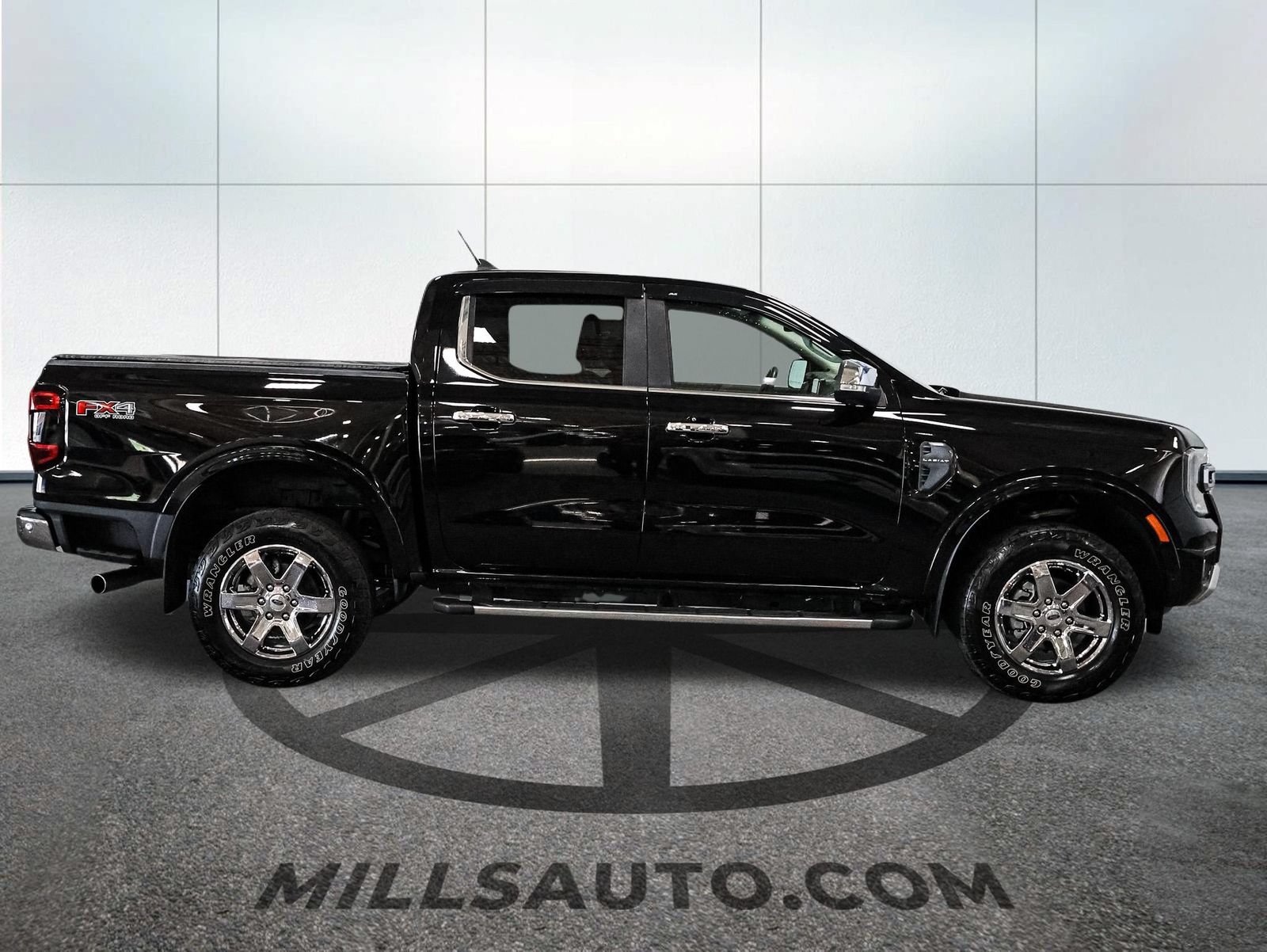 Certified 2024 Ford Ranger Lariat w/ FX4 Off-Road Package AWD/4WD image 9