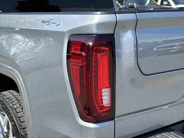 Used 2025 GMC Sierra 1500 SLT w/ SLT Premium Package AWD/4WD image 12