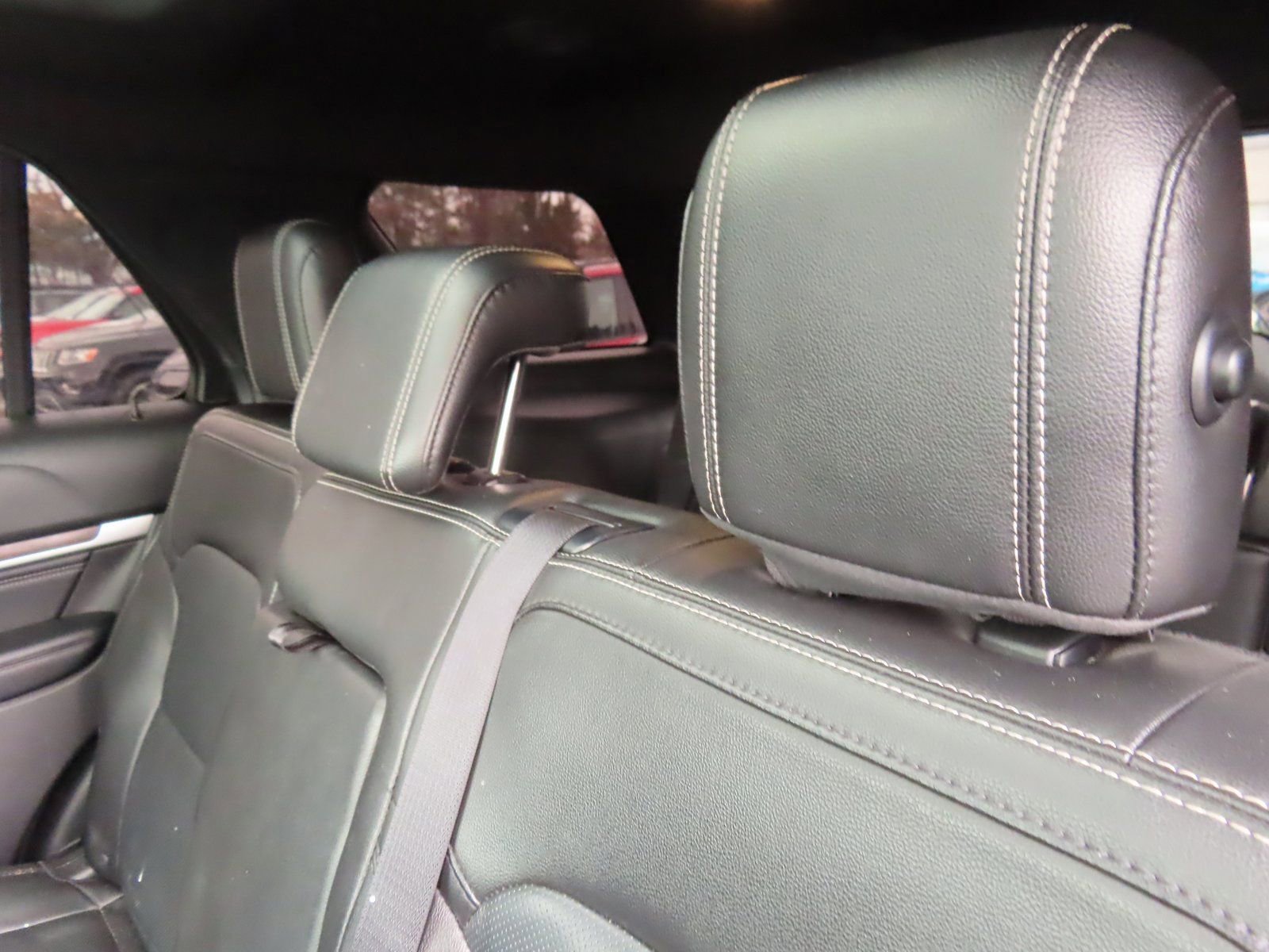 Certified 2018 Ford Explorer Limited w/ Equipment Group 301A image 26