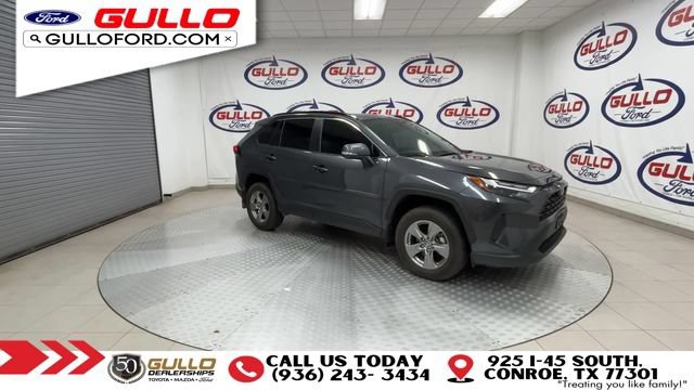 Used 2024 Toyota RAV4 XLE FWD image 2