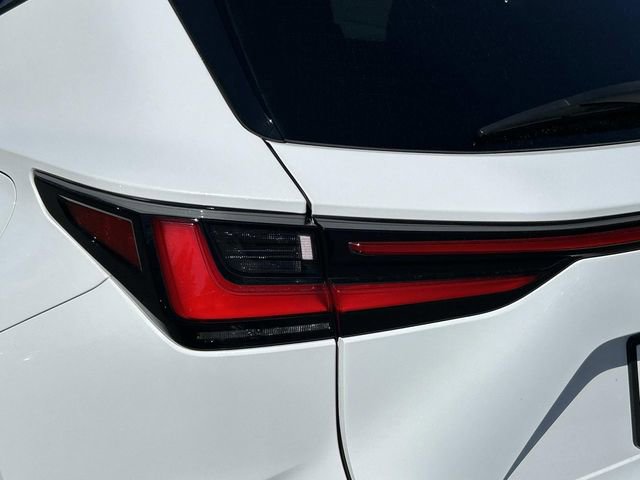 Used 2025 Lexus NX 350 F Sport AWD/4WD image 11