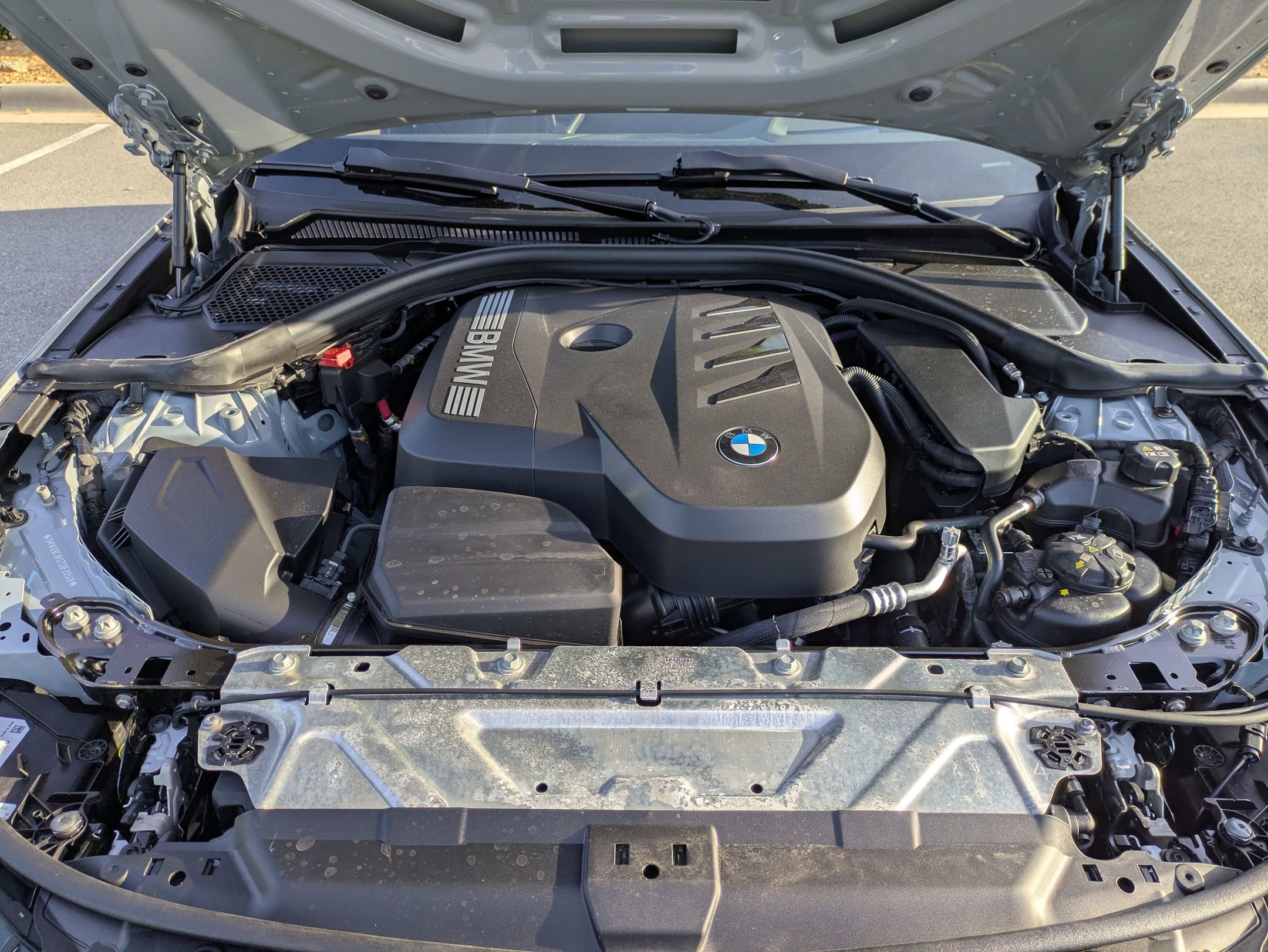Used 2025 BMW 330i Sedan w/ M Sport Package RWD image 42