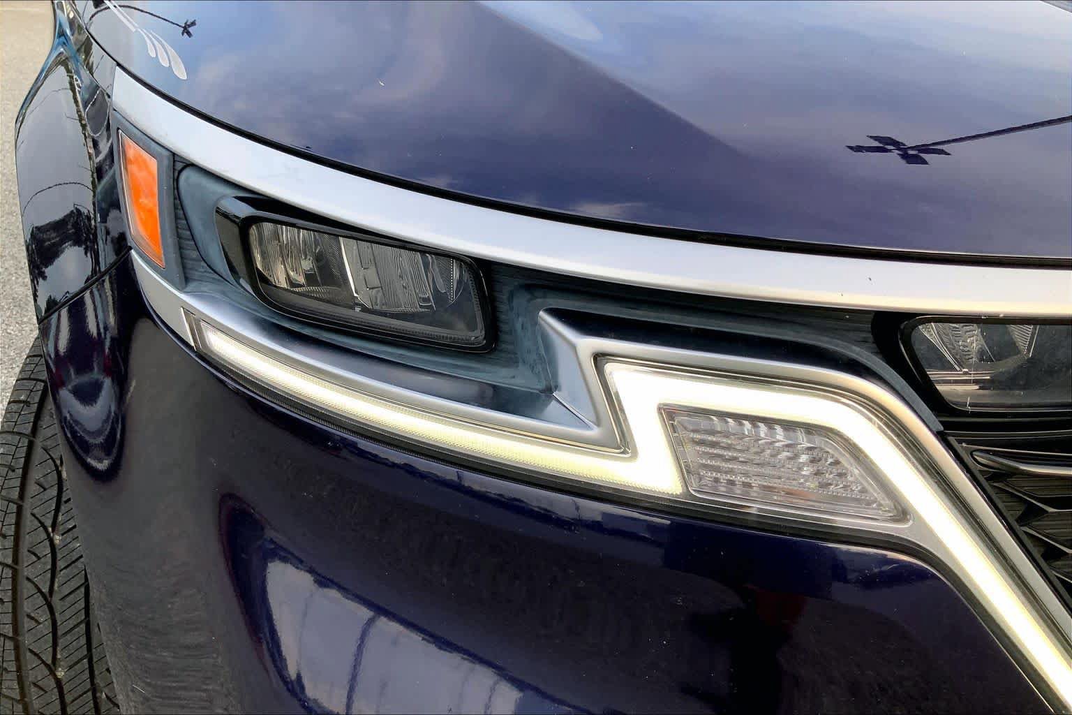 Used 2022 Kia Carnival LX FWD image 25