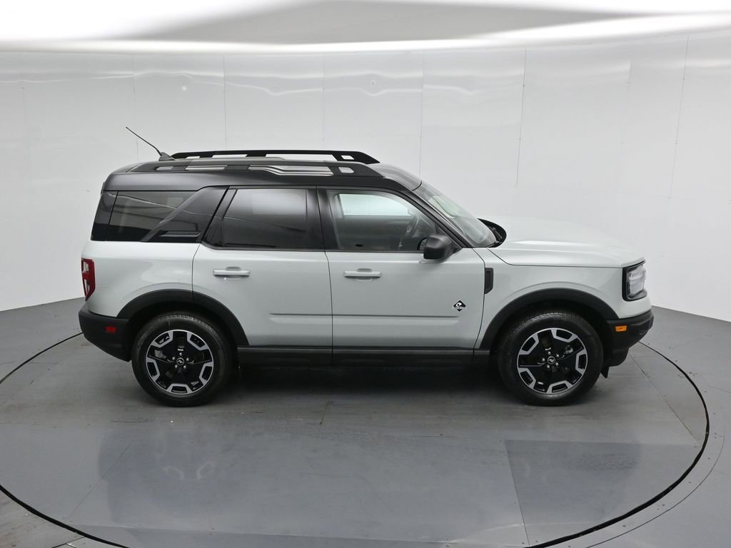 Certified 2022 Ford Bronco Sport Outer Banks w/ Tech Package AWD/4WD image 43