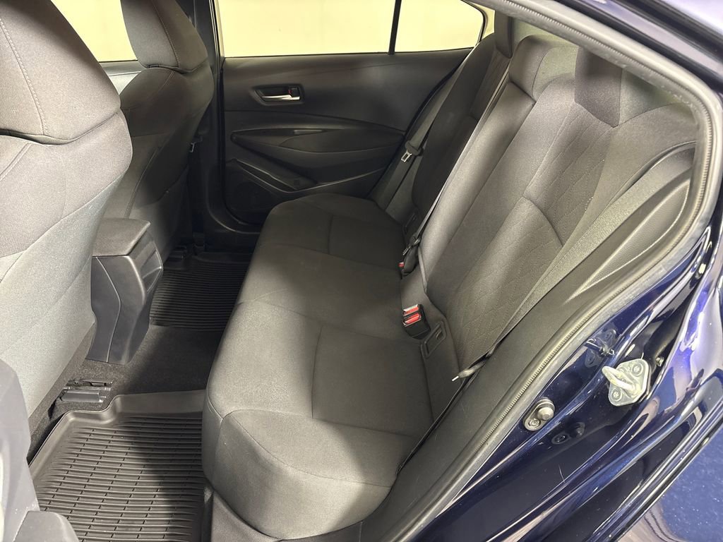 Used 2020 Toyota Corolla LE image 22