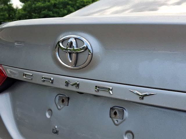 Used 2018 Toyota Camry XLE FWD image 28