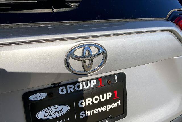 Used 2024 Toyota RAV4 LE FWD image 30