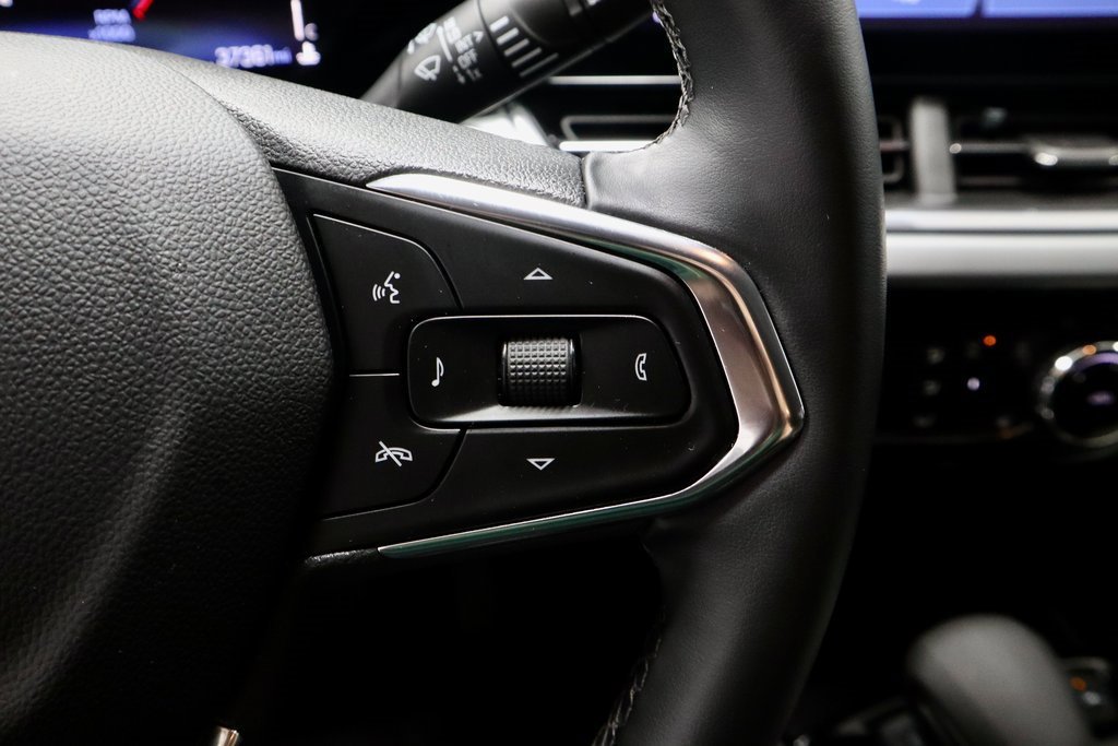 Used 2024 Chevrolet Trax LT w/ Driver Confidence Package image 30