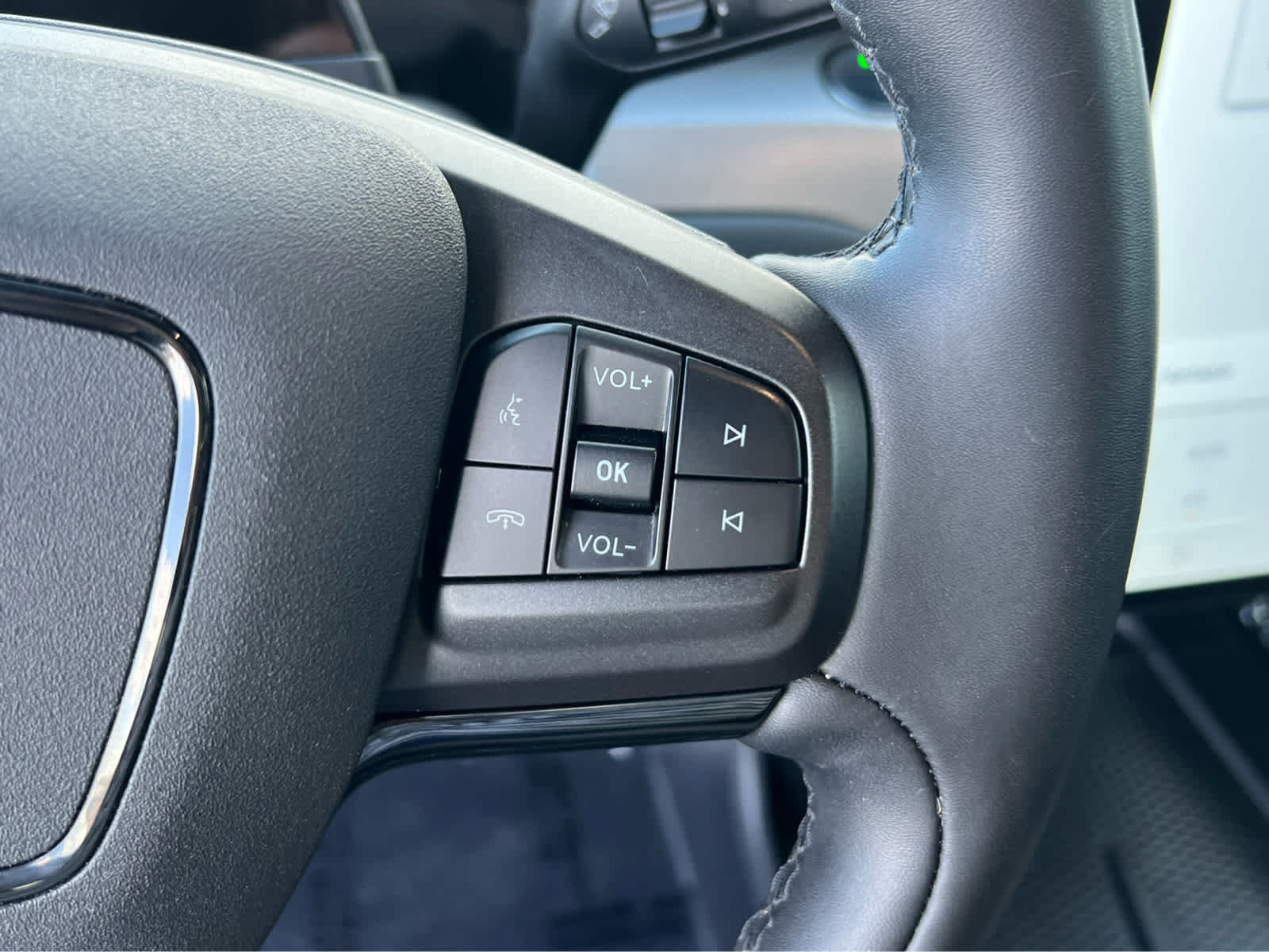 Certified 2023 Ford Mustang Mach-E Select AWD/4WD image 32