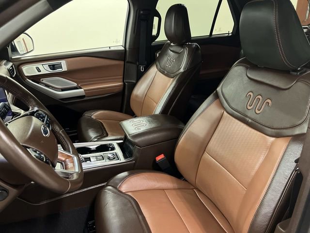 Certified 2024 Ford Explorer King Ranch w/ Technology Package AWD/4WD image 9