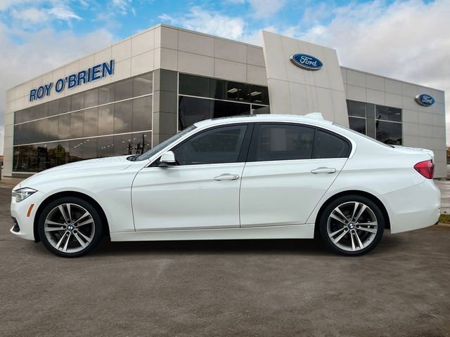 Used 2017 BMW 330i xDrive Sedan image 2