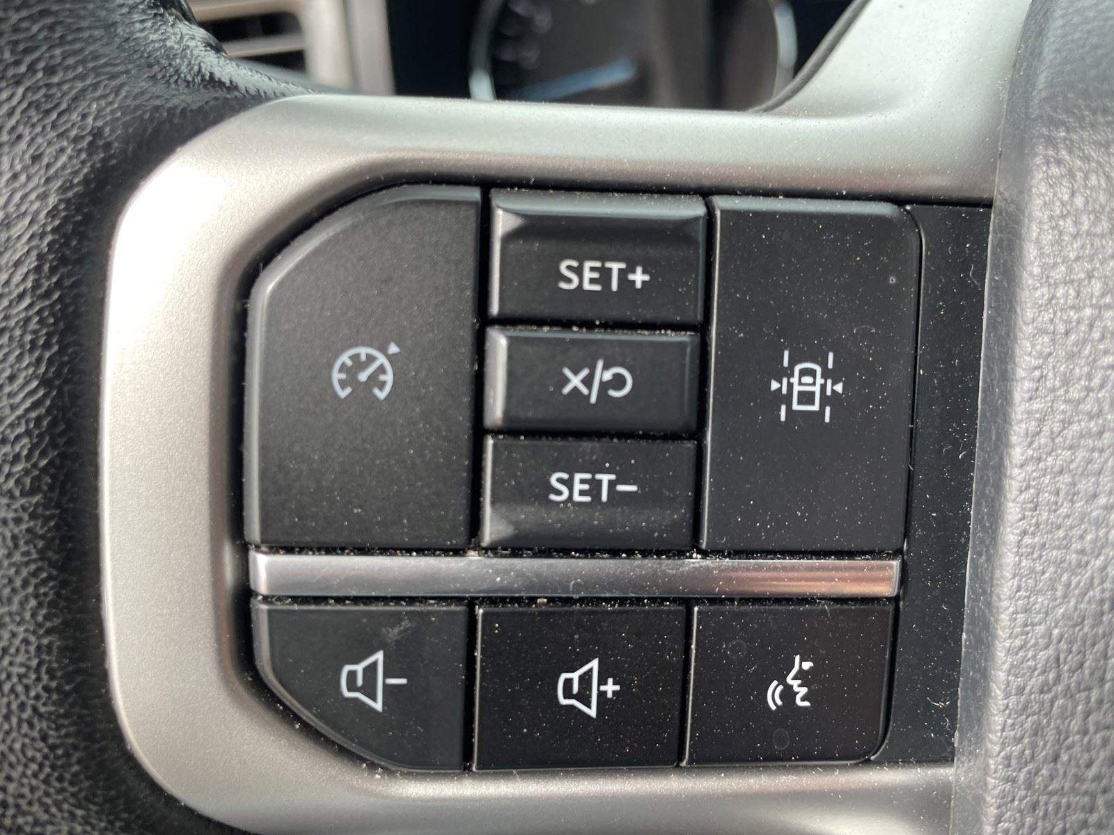 Certified 2024 Ford Expedition Max XLT image 15