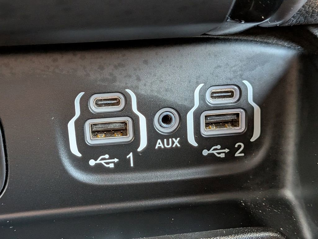 Used 2023 RAM 3500 Limited image 23