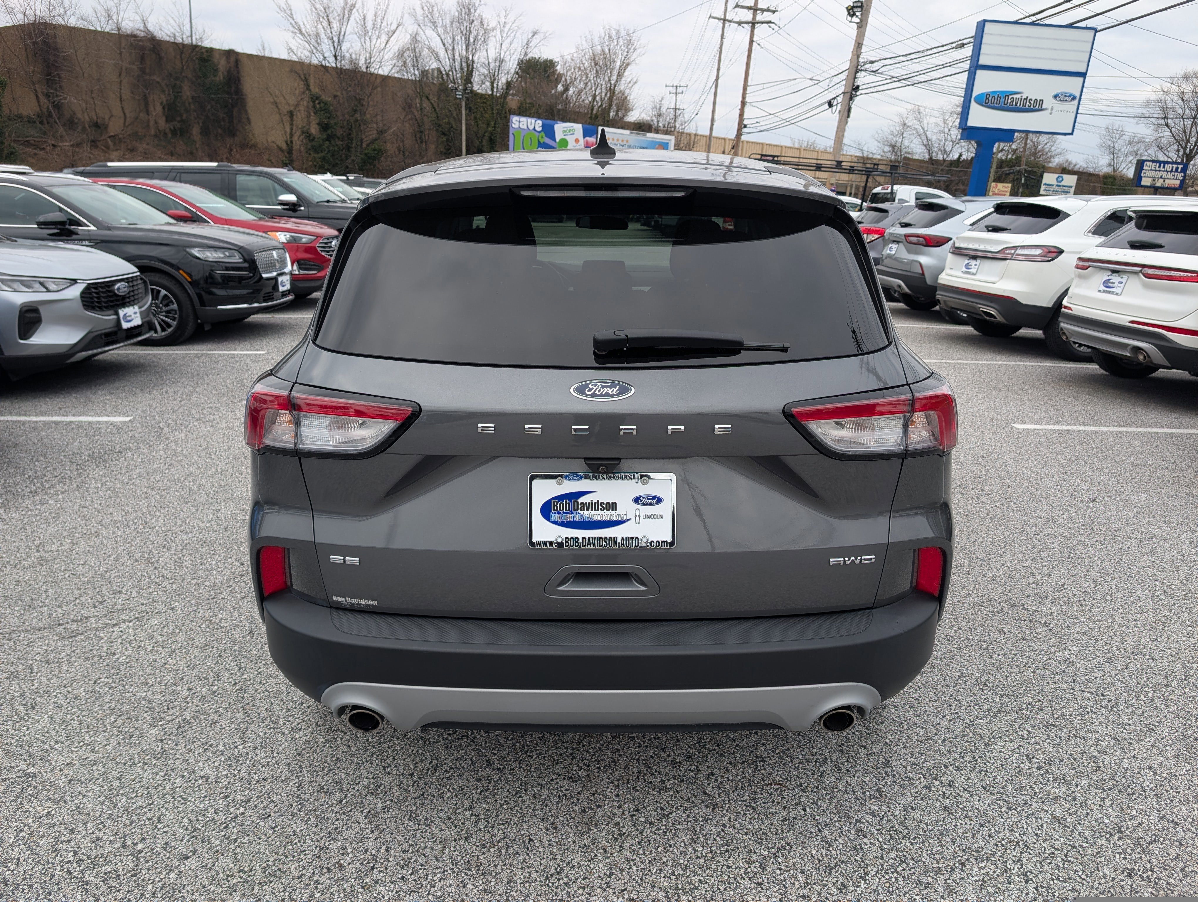 Certified 2022 Ford Escape SE w/ Convenience Package AWD/4WD image 3